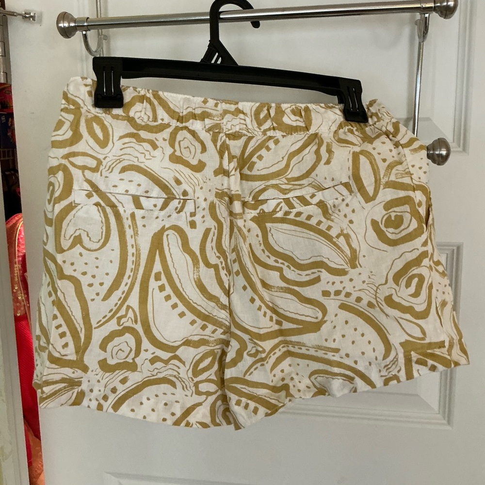 Women's White and Gold Patterned Shorts - Picture 2 of 3
